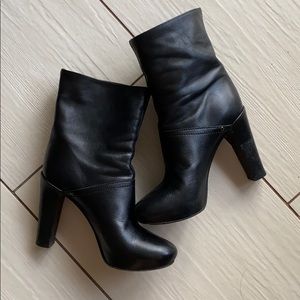 Fornarina black calf ankle boot